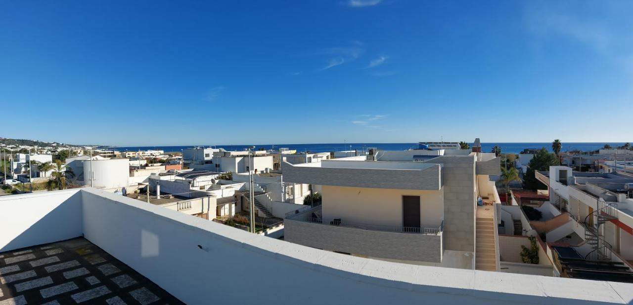 Lovely House Risveglio Fronte Mare Marina Di Pescoluse Luaran gambar